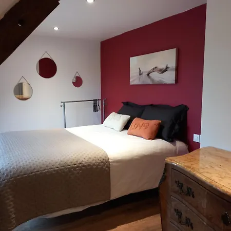 Au Soleil Des Noes Courtils