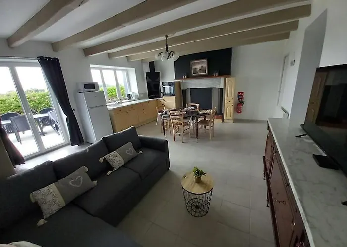 Au Soleil Des Noes 度假居 Courtils